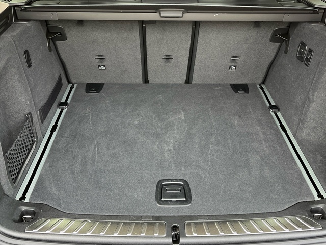 BMW X3 xDrive20d color Negro. Año 2021. 140KW(190CV). Diésel. En concesionario Celtamotor Vigo de Pontevedra