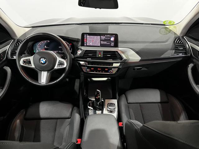BMW X3 xDrive20d color Gris. Año 2020. 140KW(190CV). Diésel. En concesionario Unicars Ponent de Lleida