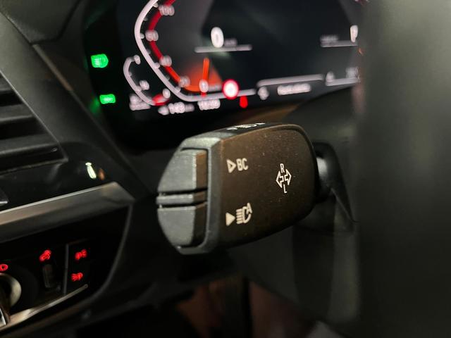 BMW X3 xDrive20d color Gris. Año 2020. 140KW(190CV). Diésel. En concesionario Unicars Ponent de Lleida