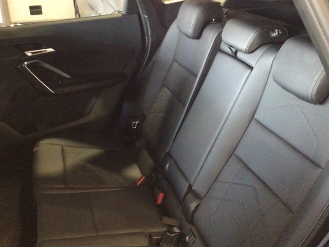 BMW X1 sDrive18d color Gris Plata. Año 2024. 110KW(150CV). Diésel. En concesionario BYmyCAR Madrid - Alcalá de Madrid