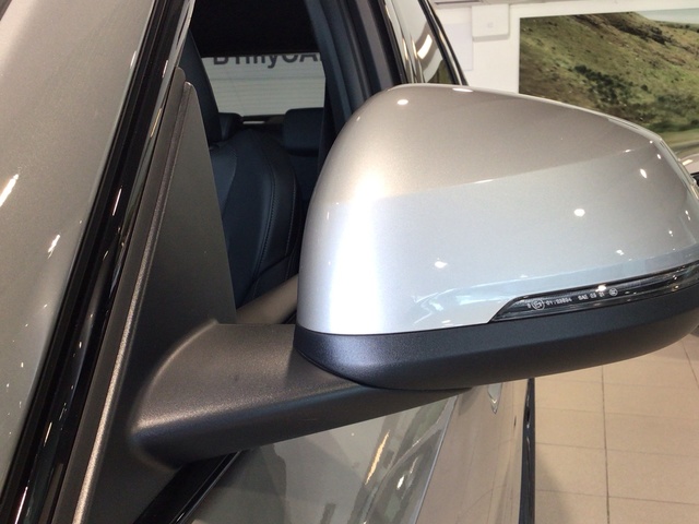 BMW X1 sDrive18d color Gris Plata. Año 2024. 110KW(150CV). Diésel. En concesionario BYmyCAR Madrid - Alcalá de Madrid
