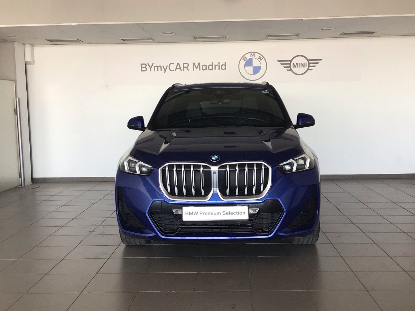 BMW X1 sDrive20d color Azul. Año 2024. 120KW(163CV). Diésel. En concesionario BYmyCAR Madrid - Alcalá de Madrid