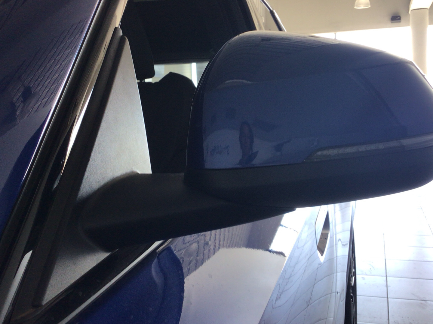 BMW X1 sDrive20d color Azul. Año 2024. 120KW(163CV). Diésel. En concesionario BYmyCAR Madrid - Alcalá de Madrid