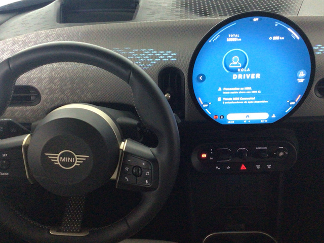 fotoG 6 del MINI MINI 5 Puertas Cooper C 115 kW (156 CV) 156cv Gasolina del 2025 en Madrid