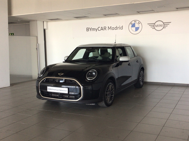 fotoG 0 del MINI MINI 5 Puertas Cooper C 115 kW (156 CV) 156cv Gasolina del 2025 en Madrid