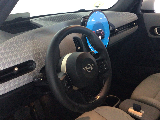 fotoG 18 del MINI MINI 5 Puertas Cooper C 115 kW (156 CV) 156cv Gasolina del 2025 en Madrid