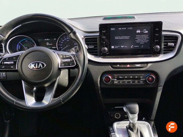 Foto 8 Kia XCeed 1.6 GDi PHEV eDrive 104 kW (141 CV)