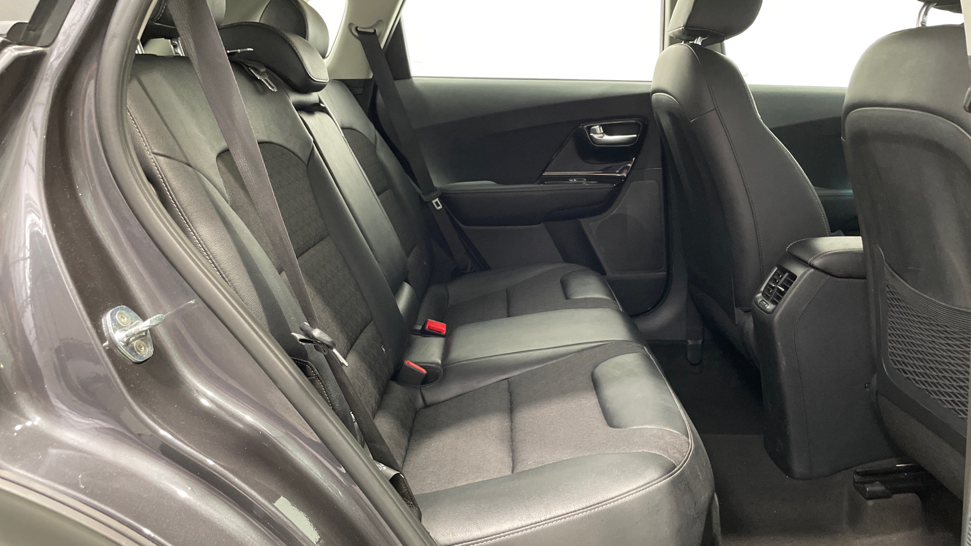 Kia Niro 1.6 GDi HEV Híbrido en Barcelona