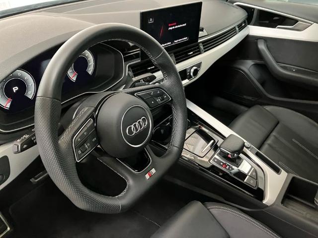 Audi A4 Black line 35 TFSI 110 kW (150 CV) S tronic