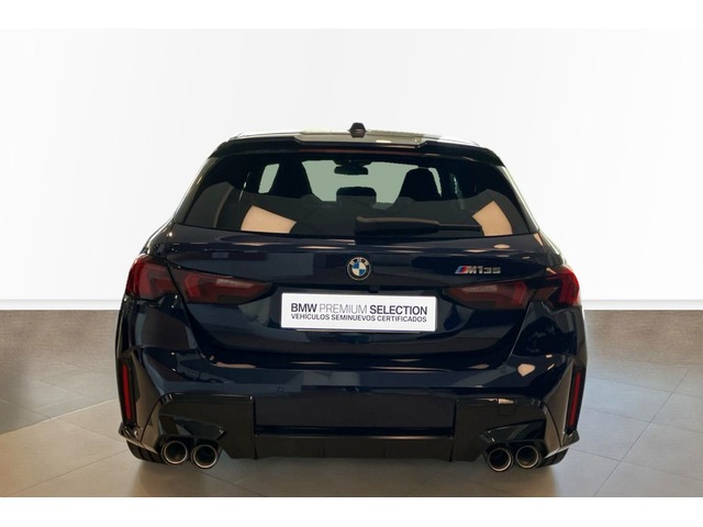 BMW Serie 1 M135i color Azul. Año 2025. 221KW(300CV). Gasolina. En concesionario Proa Premium Palma de Illes Balears