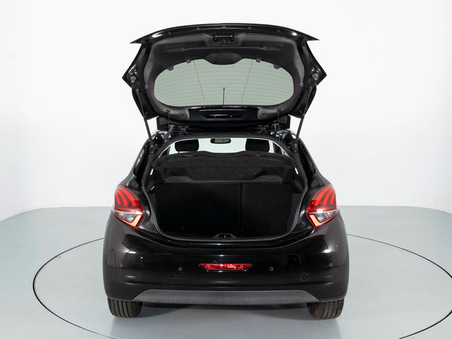 Peugeot 208 PureTech 82