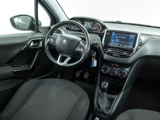 Peugeot 208 PureTech 82