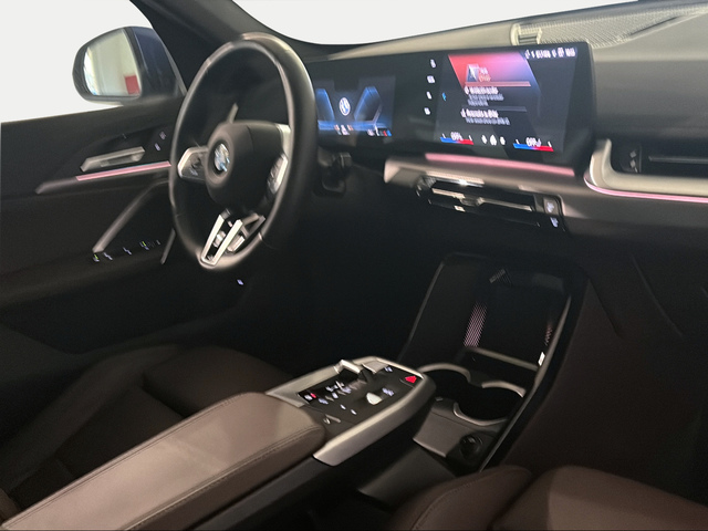 BMW X1 sDrive20d color Azul. Año 2025. 120KW(163CV). Diésel. En concesionario Carteya Motor | Campo de Gibraltar de Cádiz