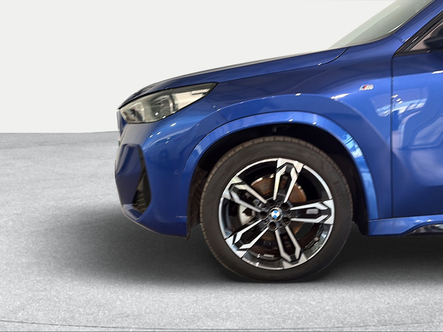 BMW X1 sDrive20d color Azul. Año 2025. 120KW(163CV). Diésel. En concesionario Carteya Motor | Campo de Gibraltar de Cádiz