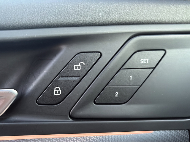 BMW X1 sDrive20d color Azul. Año 2025. 120KW(163CV). Diésel. En concesionario Carteya Motor | Campo de Gibraltar de Cádiz