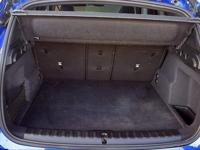 BMW X1 sDrive20d color Azul. Año 2025. 120KW(163CV). Diésel. En concesionario Carteya Motor | Campo de Gibraltar de Cádiz