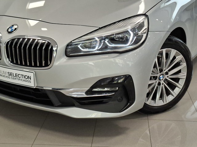 BMW Serie 2 218i Active Tourer color Gris Plata. Año 2019. 103KW(140CV). Gasolina. En concesionario Automoviles Bertolin, S.L. de Valencia