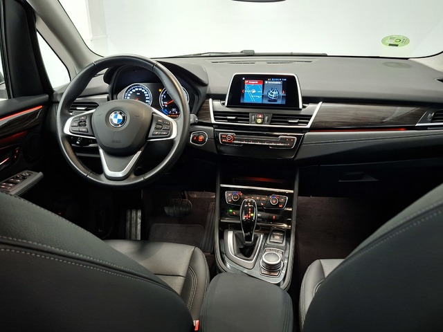 BMW Serie 2 218i Active Tourer color Gris Plata. Año 2019. 103KW(140CV). Gasolina. En concesionario Automoviles Bertolin, S.L. de Valencia