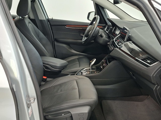 BMW Serie 2 218i Active Tourer color Gris Plata. Año 2019. 103KW(140CV). Gasolina. En concesionario Automoviles Bertolin, S.L. de Valencia