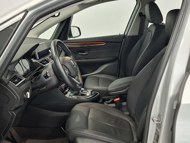 BMW Serie 2 218i Active Tourer color Gris Plata. Año 2019. 103KW(140CV). Gasolina. En concesionario Automoviles Bertolin, S.L. de Valencia