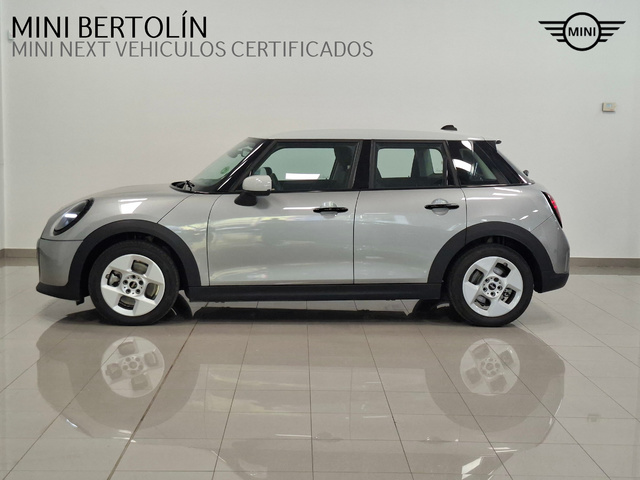 fotoG 2 del MINI MINI 5 Puertas Cooper C 115 kW (156 CV) 156cv Gasolina del 2025 en Valencia