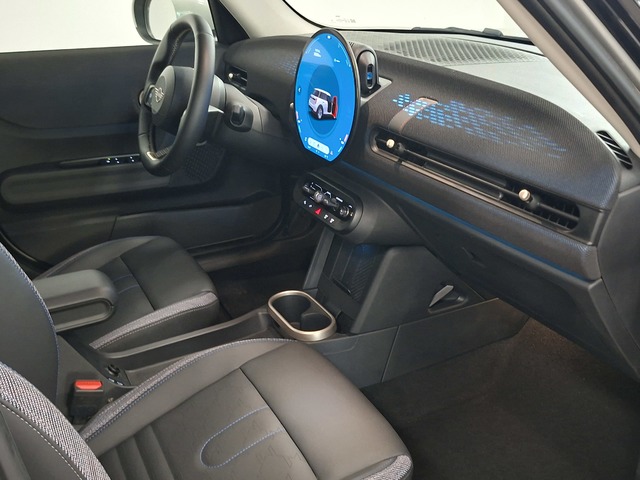 fotoG 7 del MINI MINI 5 Puertas Cooper C 115 kW (156 CV) 156cv Gasolina del 2025 en Valencia