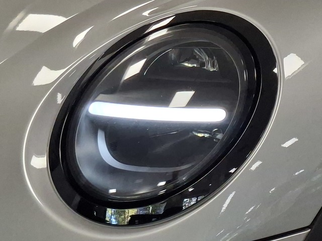 fotoG 20 del MINI MINI 5 Puertas Cooper C 115 kW (156 CV) 156cv Gasolina del 2025 en Valencia