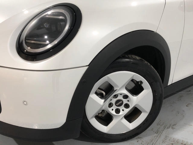 fotoG 5 del MINI MINI 5 Puertas Cooper C 115 kW (156 CV) 156cv Gasolina del 2025 en Madrid