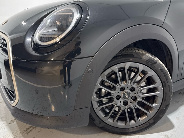 fotoG 5 del MINI MINI 5 Puertas Cooper C 115 kW (156 CV) 156cv Gasolina del 2025 en Madrid