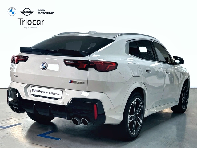 BMW X2 M35i color Blanco. Año 2024. 221KW(300CV). Gasolina. En concesionario Triocar Gijón (Bmw y Mini) de Asturias
