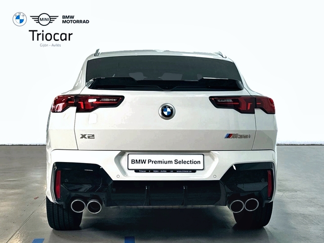 BMW X2 M35i color Blanco. Año 2024. 221KW(300CV). Gasolina. En concesionario Triocar Gijón (Bmw y Mini) de Asturias