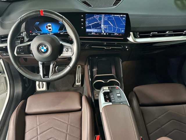 BMW X2 M35i color Blanco. Año 2024. 221KW(300CV). Gasolina. En concesionario Triocar Gijón (Bmw y Mini) de Asturias