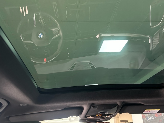 BMW X2 M35i color Blanco. Año 2024. 221KW(300CV). Gasolina. En concesionario Triocar Gijón (Bmw y Mini) de Asturias