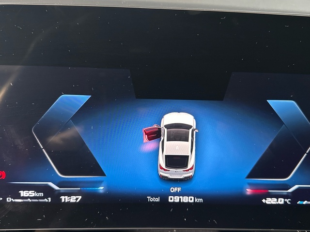 BMW X2 M35i color Blanco. Año 2024. 221KW(300CV). Gasolina. En concesionario Triocar Gijón (Bmw y Mini) de Asturias