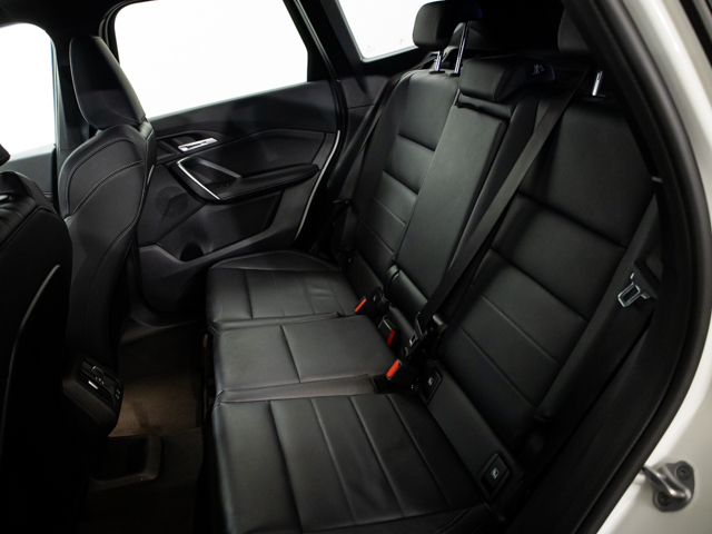 BMW X1 sDrive18d color Blanco. Año 2024. 110KW(150CV). Diésel. En concesionario BMW Fuenteolid Valladolid de Valladolid