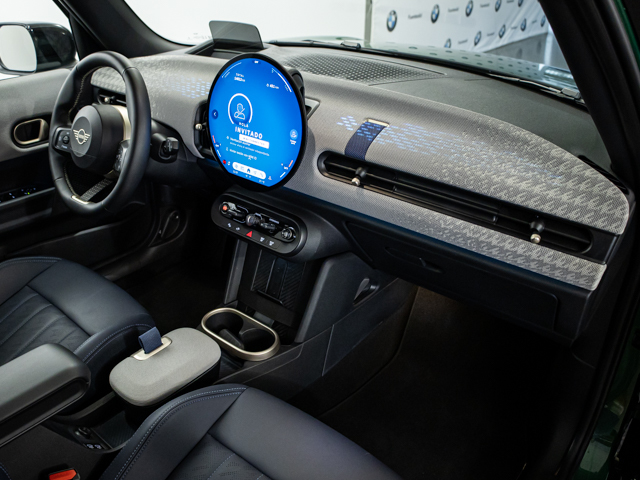 fotoG 7 del MINI MINI 5 Puertas Cooper C 115 kW (156 CV) 156cv Gasolina del 2025 en Valladolid