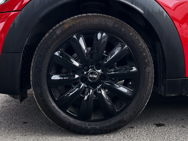 fotoG 15 del MINI MINI Countryman Cooper 100 kW (136 CV) 136cv Gasolina del 2019 en Murcia