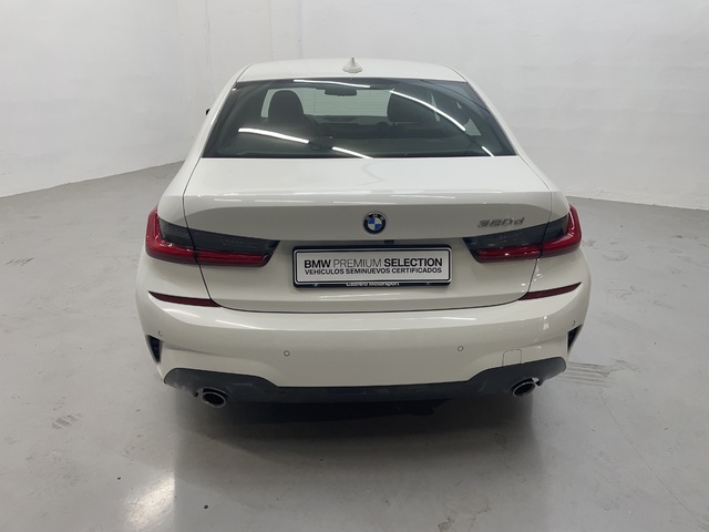 BMW Serie 3 320d color Blanco. Año 2021. 140KW(190CV). Diésel. En concesionario Cabrero Motorsport de Huesca