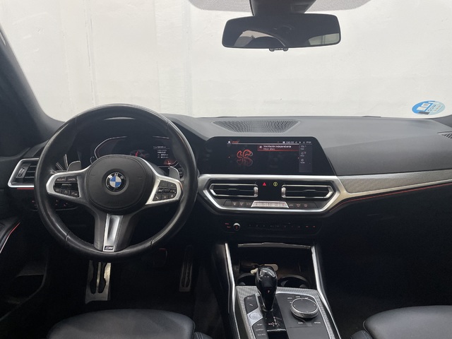 BMW Serie 3 320d color Blanco. Año 2021. 140KW(190CV). Diésel. En concesionario Cabrero Motorsport de Huesca