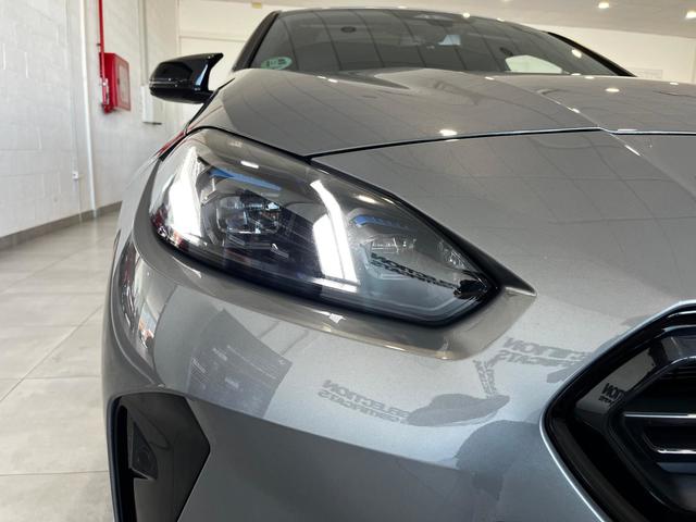 BMW Serie 1 M135i color Gris. Año 2025. 221KW(300CV). Gasolina. En concesionario Unicars Ponent de Lleida