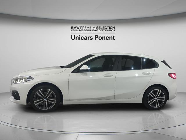 BMW Serie 1 118d color Blanco. Año 2022. 110KW(150CV). Diésel. En concesionario Unicars Ponent de Lleida