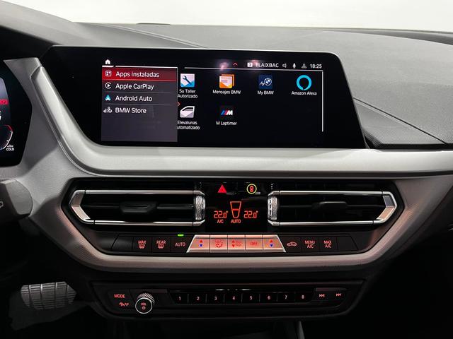 BMW Serie 1 118d color Blanco. Año 2022. 110KW(150CV). Diésel. En concesionario Unicars Ponent de Lleida