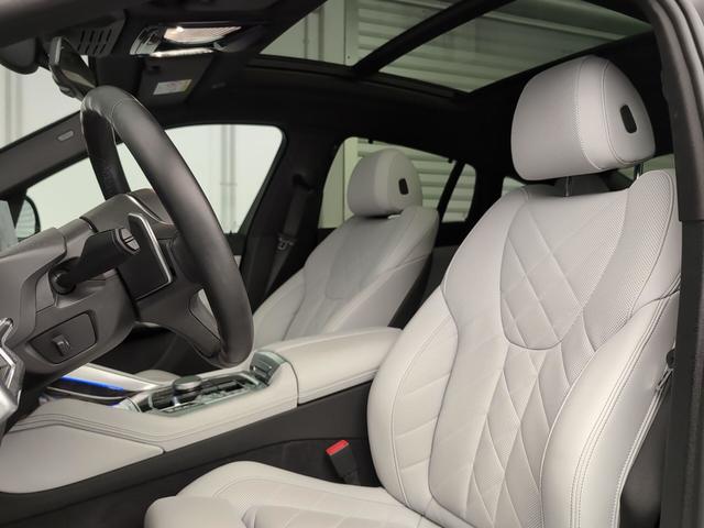 BMW X6 xDrive40d color Negro. Año 2024. 259KW(352CV). Diésel. En concesionario Automotor Premium Viso - Málaga de Málaga