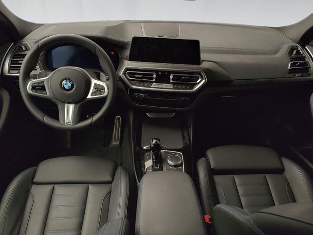 BMW X4 xDrive20d color Azul. Año 2024. 140KW(190CV). Diésel. En concesionario Automotor Premium Viso - Málaga de Málaga
