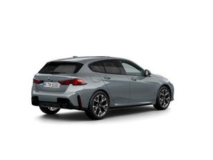 Fotos de BMW Serie 1 120d color Gris. Año 2025. 120KW(163CV). Diésel. En concesionario Movilnorte El Carralero de Madrid