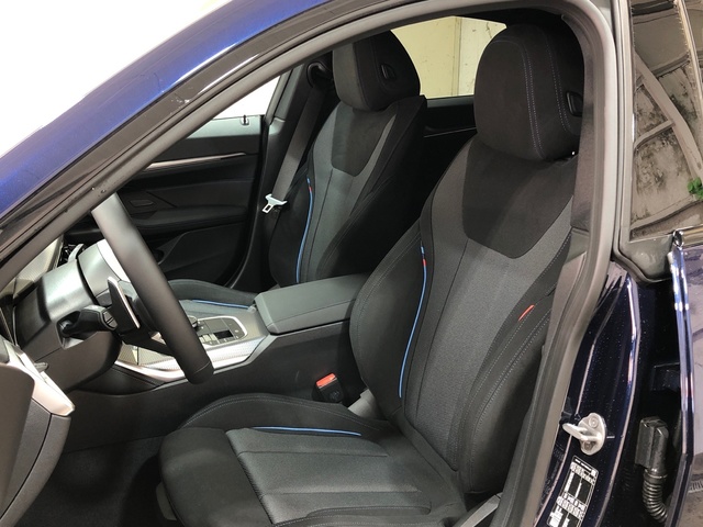 BMW Serie 4 420i Gran Coupe color Azul. Año 2025. 135KW(184CV). Gasolina. En concesionario Movilnorte Las Rozas de Madrid