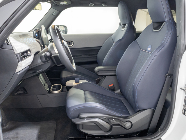 fotoG 10 del MINI MINI 3 Puertas Cooper C 115 kW (156 CV) 156cv Gasolina del 2025 en Girona