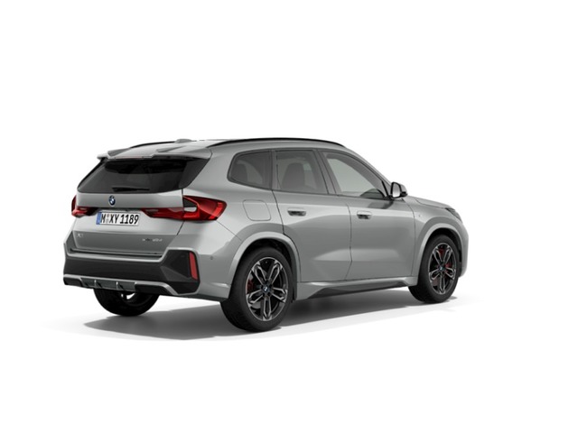 BMW X1 sDrive20d color Gris Plata. Año 2024. 120KW(163CV). Diésel. En concesionario Movilnorte El Carralero de Madrid