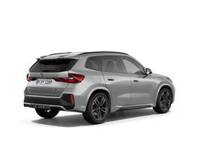 Fotos de BMW X1 sDrive20d color Gris Plata. Año 2024. 120KW(163CV). Diésel. En concesionario Movilnorte El Carralero de Madrid