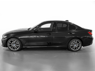 Fotos de BMW Serie 3 318d color Negro. Año 2019. 110KW(150CV). Diésel. En concesionario Caetano Cuzco Raimundo Fernandez Villaverde, 45 de Madrid